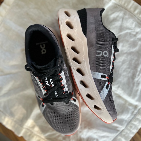 On Running Cloudeclipse in Fade | Sand, W’s size 8 - Picture 9 of 14